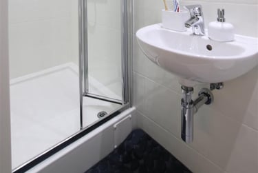1 bed studio, Newport Road, Roath, Cardiff, CF240AN - Image 4